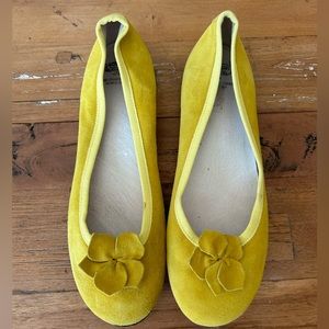 Calzolera Toscana Handcrafteed Italian Yellow Suede Ballet Flats 39.5 US 8